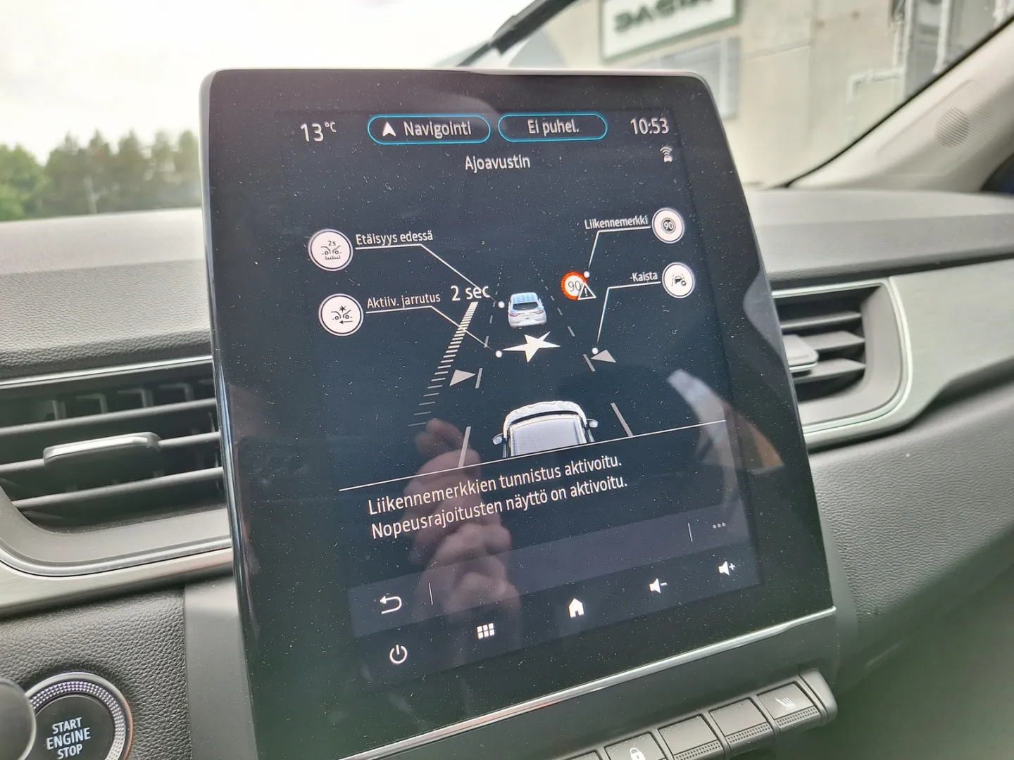 RENAULT Captur MYV-256 carousel image