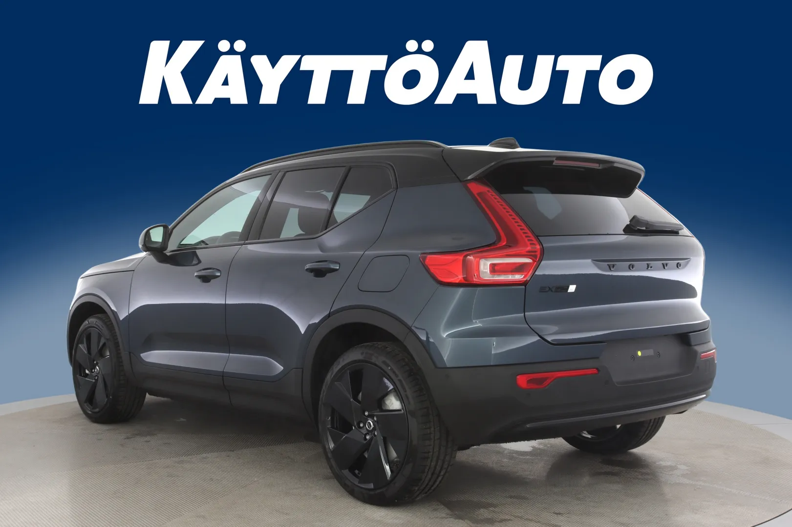 Volvo EX40 GRI-407 carousel image