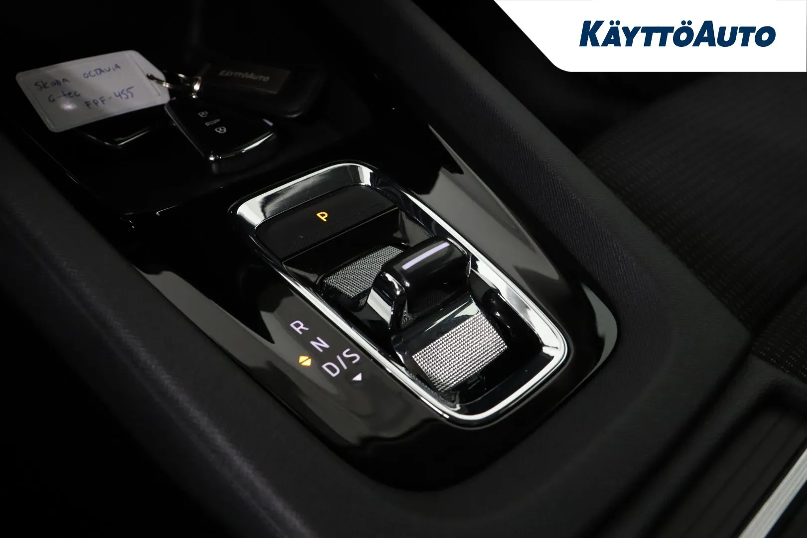 SKODA Octavia FPF-455 carousel image