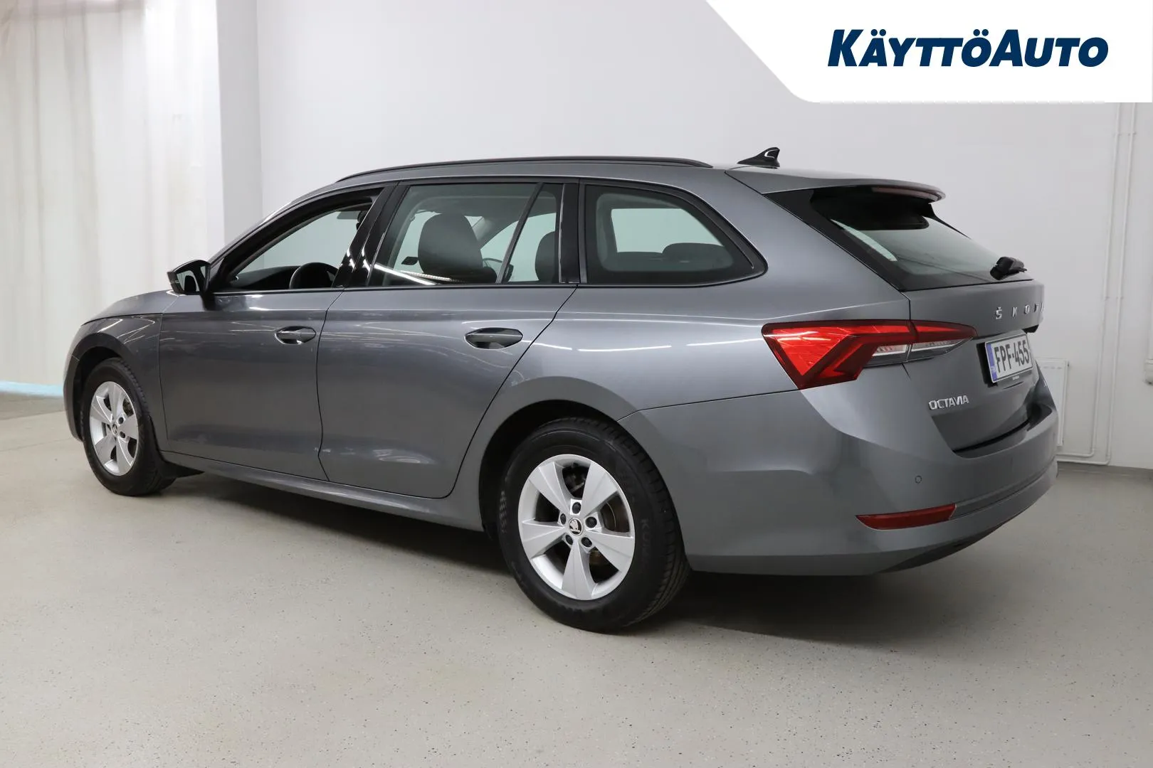 SKODA Octavia FPF-455 carousel image