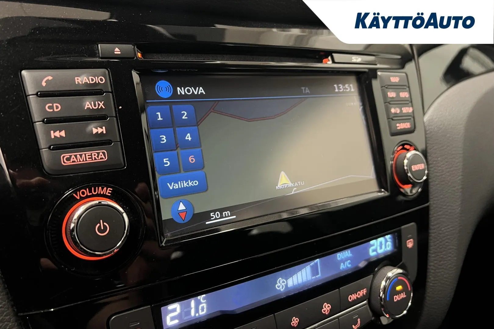 NISSAN Qashqai JKN-584 carousel image