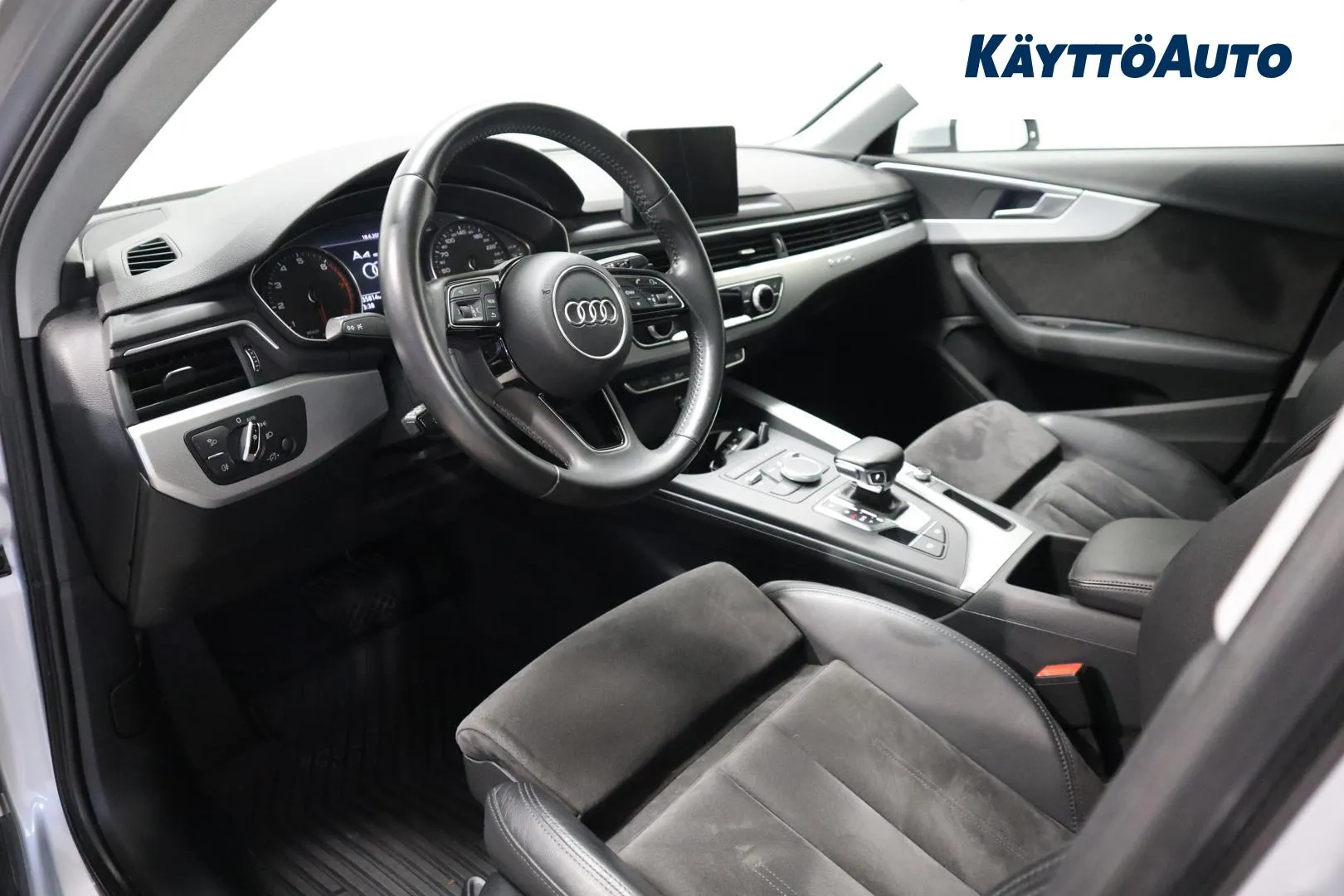 AUDI A4 KNS-629 carousel image