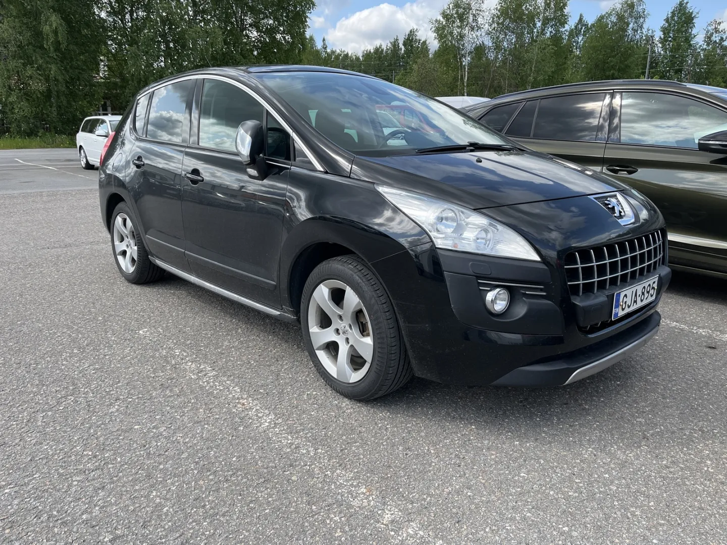 Peugeot 3008 GJA-895 carousel image