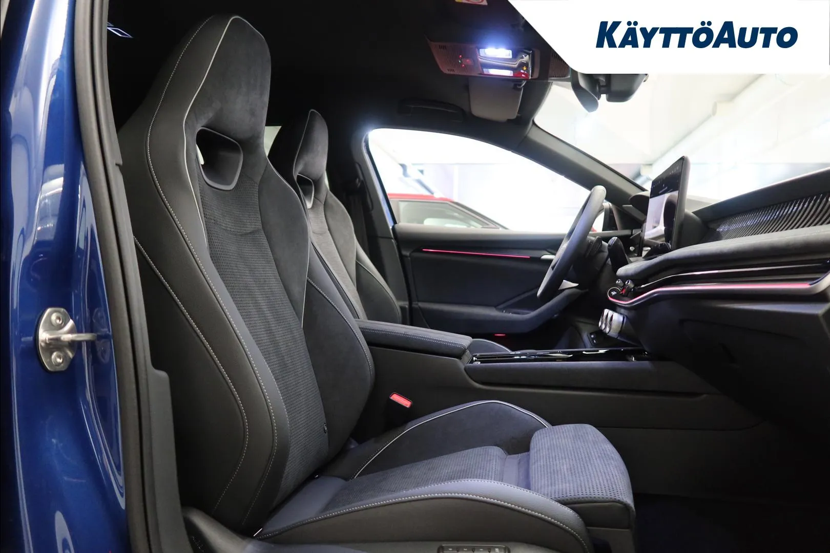 Skoda Superb JOE-987 carousel image