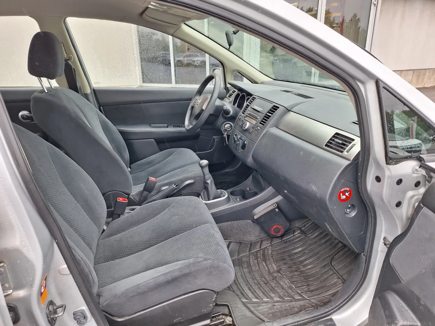 NISSAN Tiida IJP-203 carousel image
