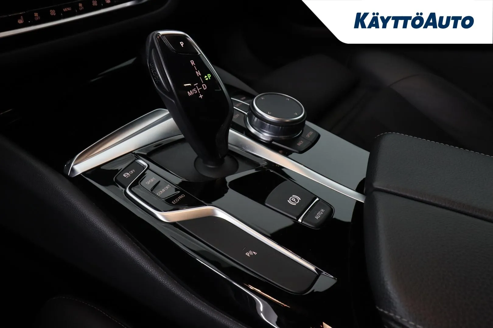 BMW 520 GNG-861 carousel image