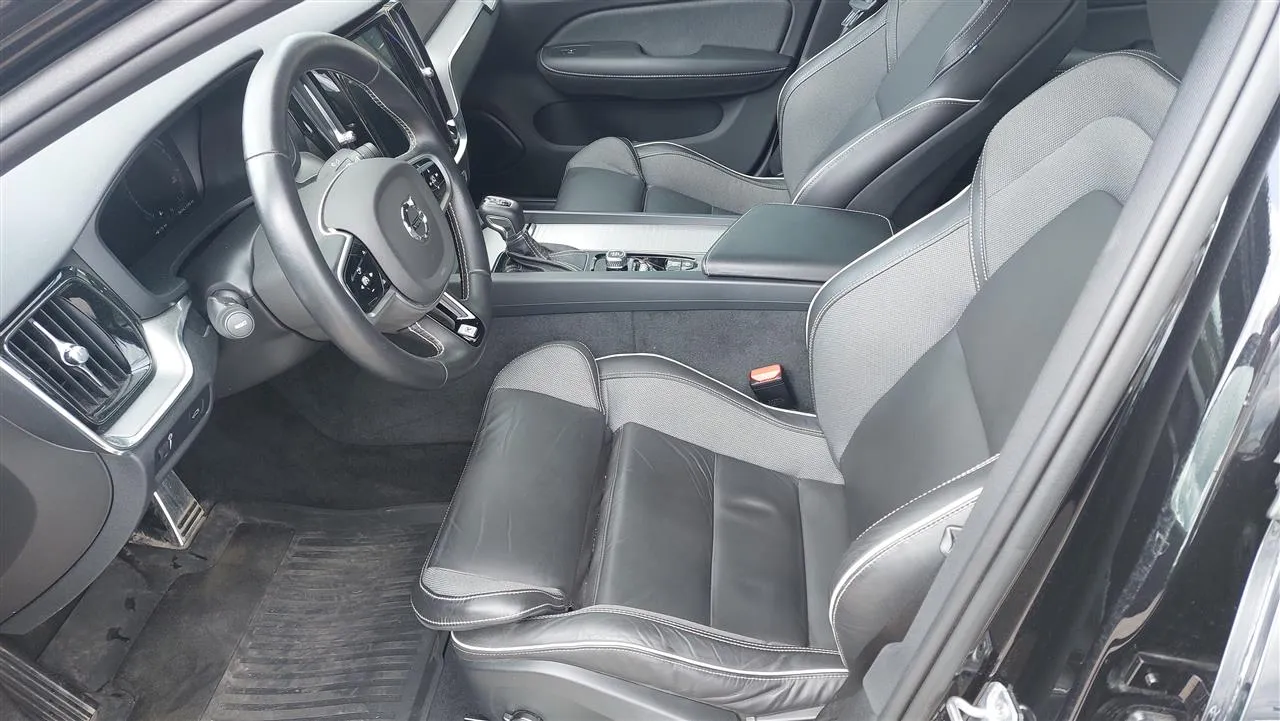 VOLVO S60 GNH-336 carousel image