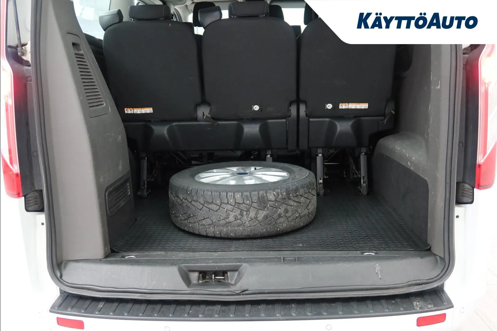 Ford Tourneo Custom ETH-287 carousel image