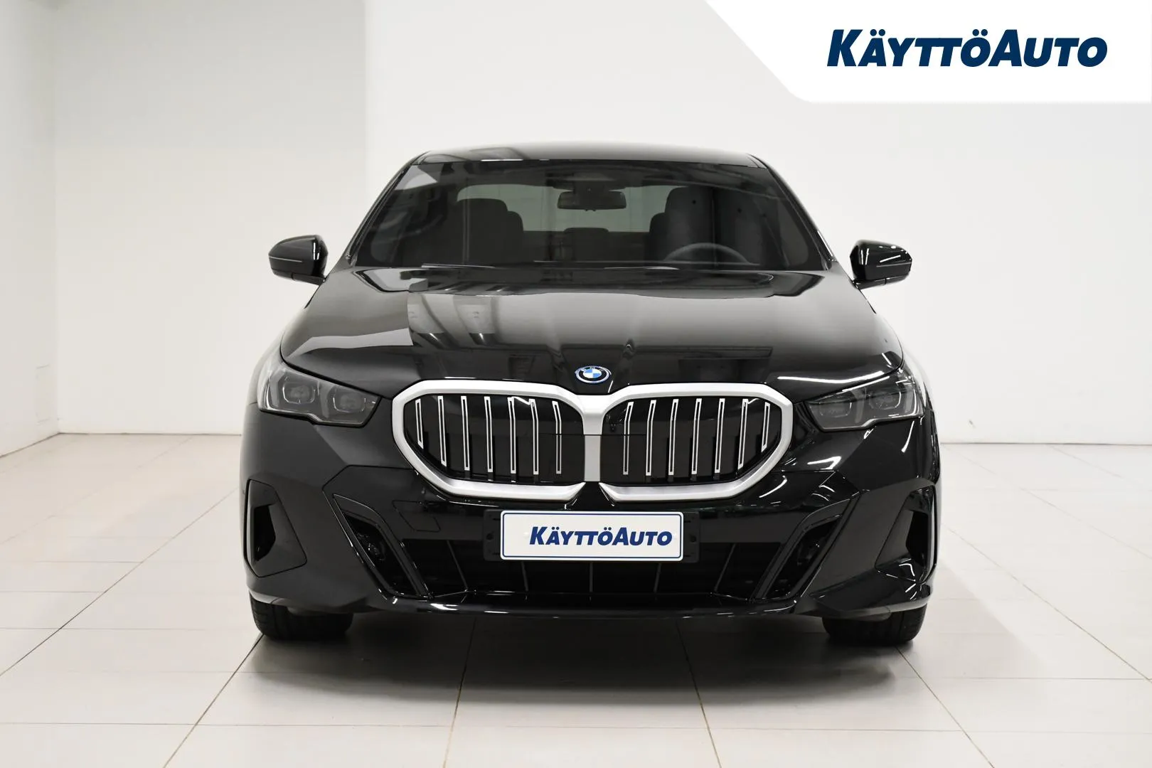BMW 530e GRJ-751 carousel image