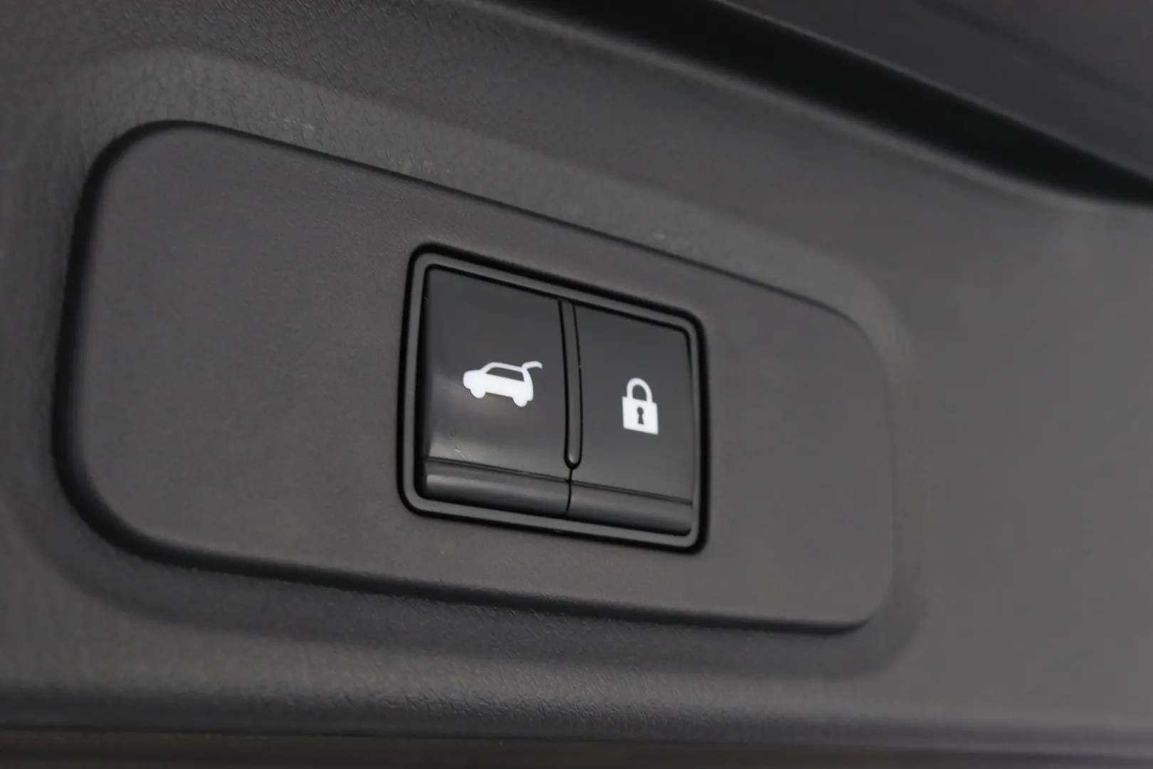 NISSAN Qashqai SOU-476 carousel image