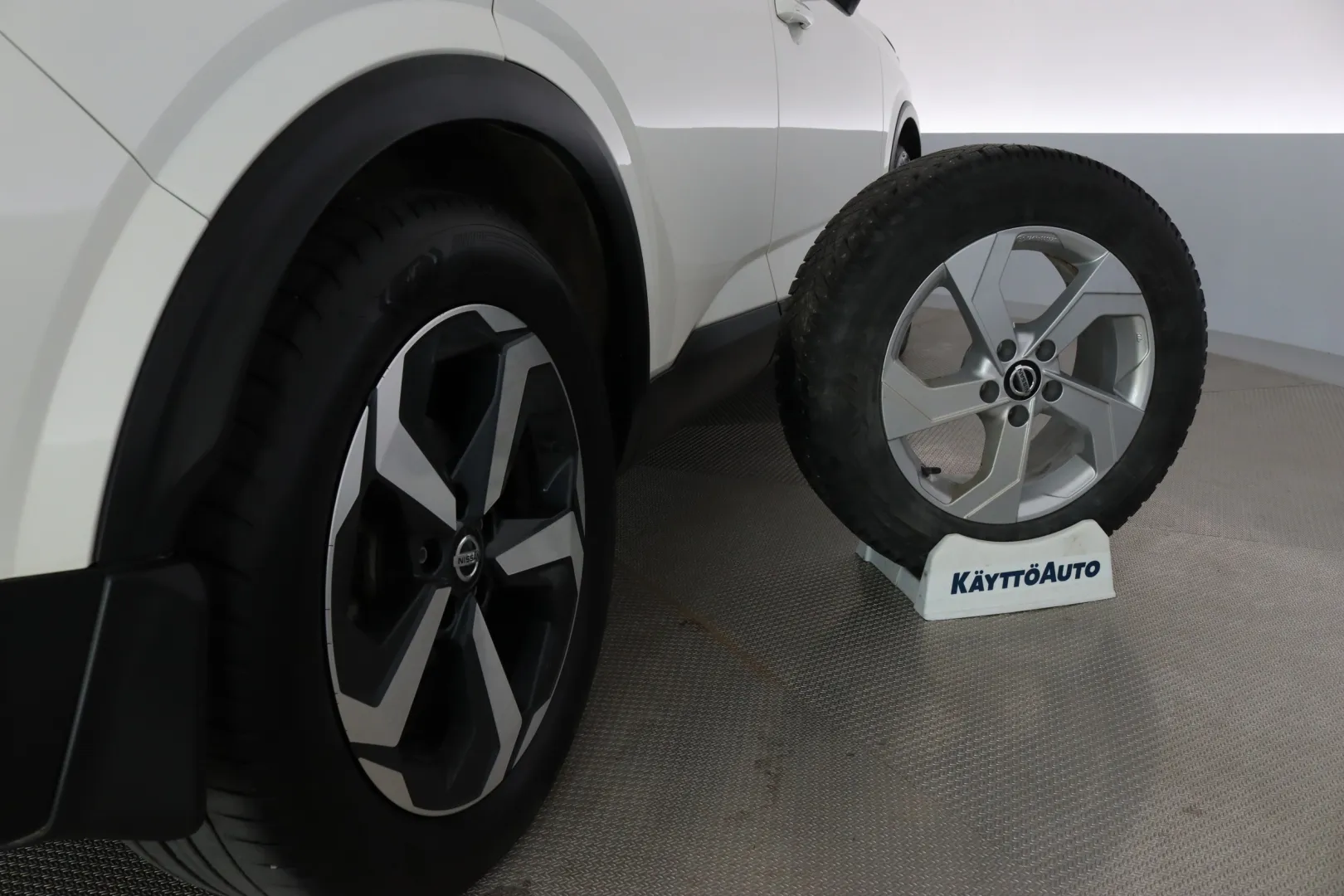 NISSAN Qashqai SOU-476 carousel image