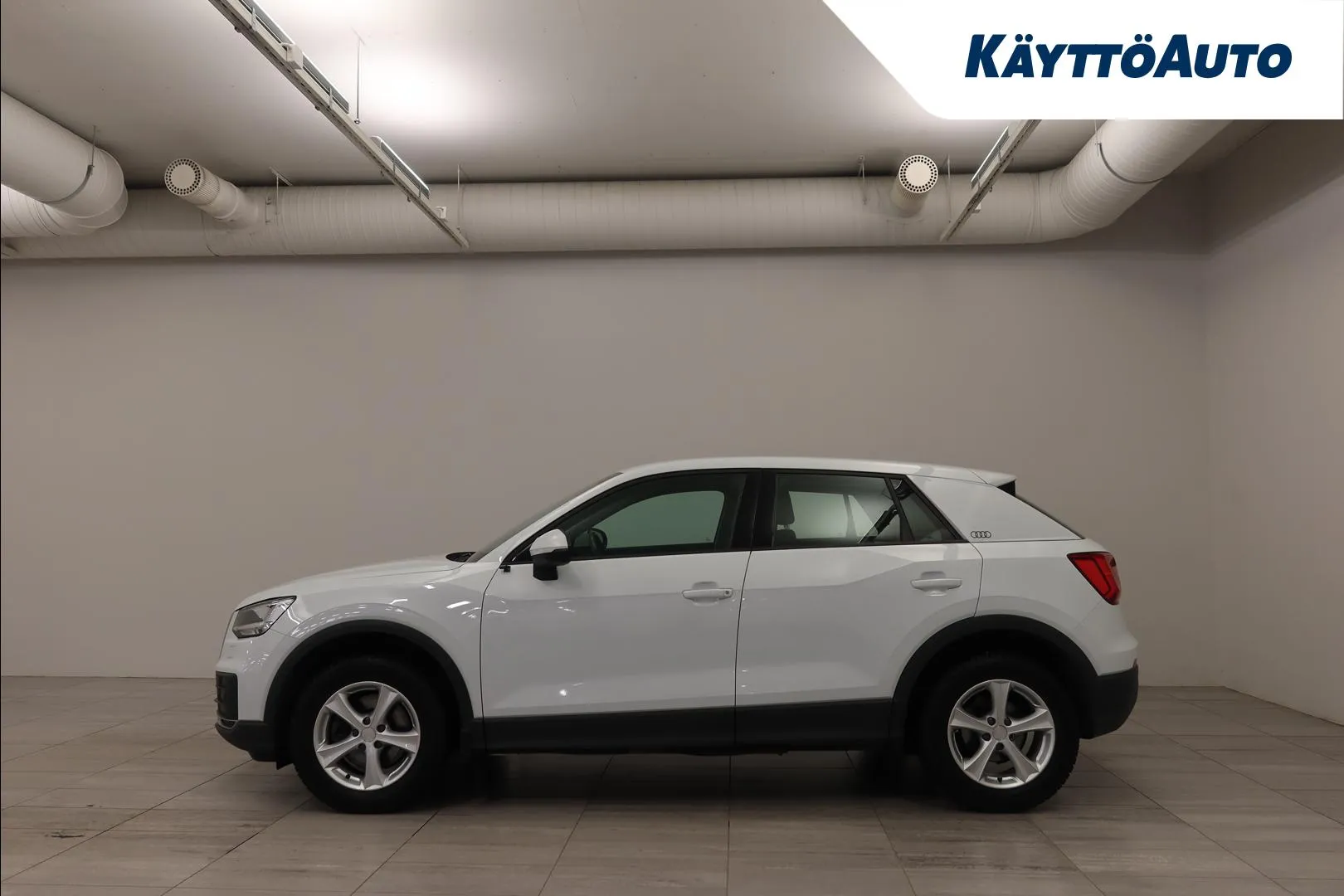 AUDI Q2 SMV-813 carousel image
