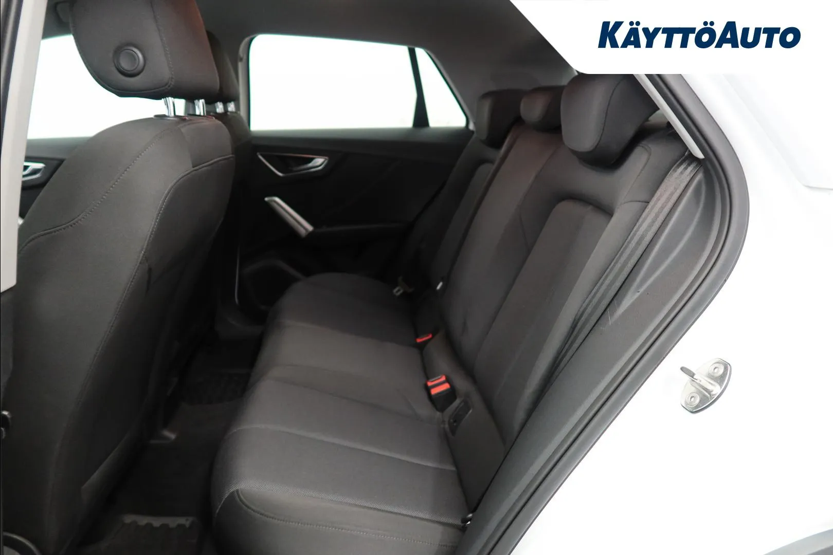 AUDI Q2 SMV-813 carousel image