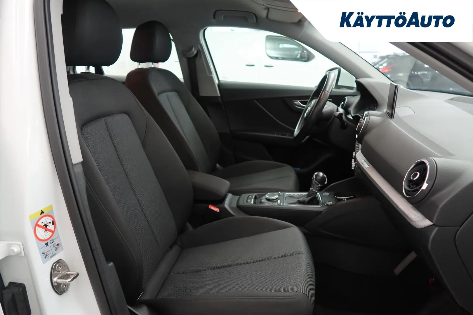 AUDI Q2 SMV-813 carousel image