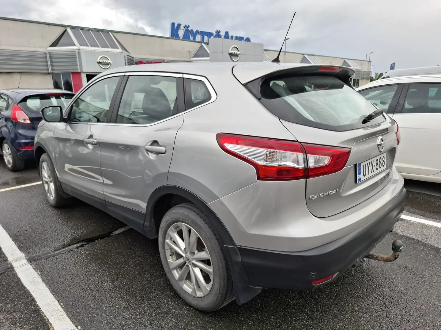 NISSAN Qashqai UYX-888 carousel image