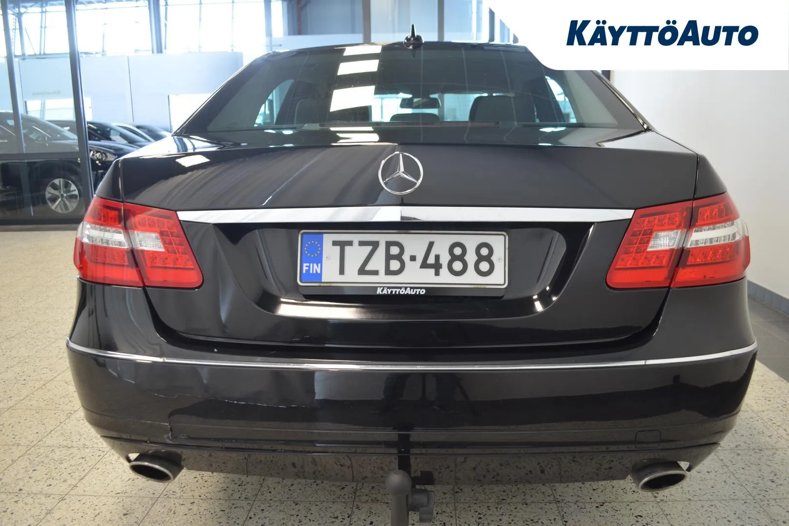 MERCEDES-BENZ E TZB-488 carousel image