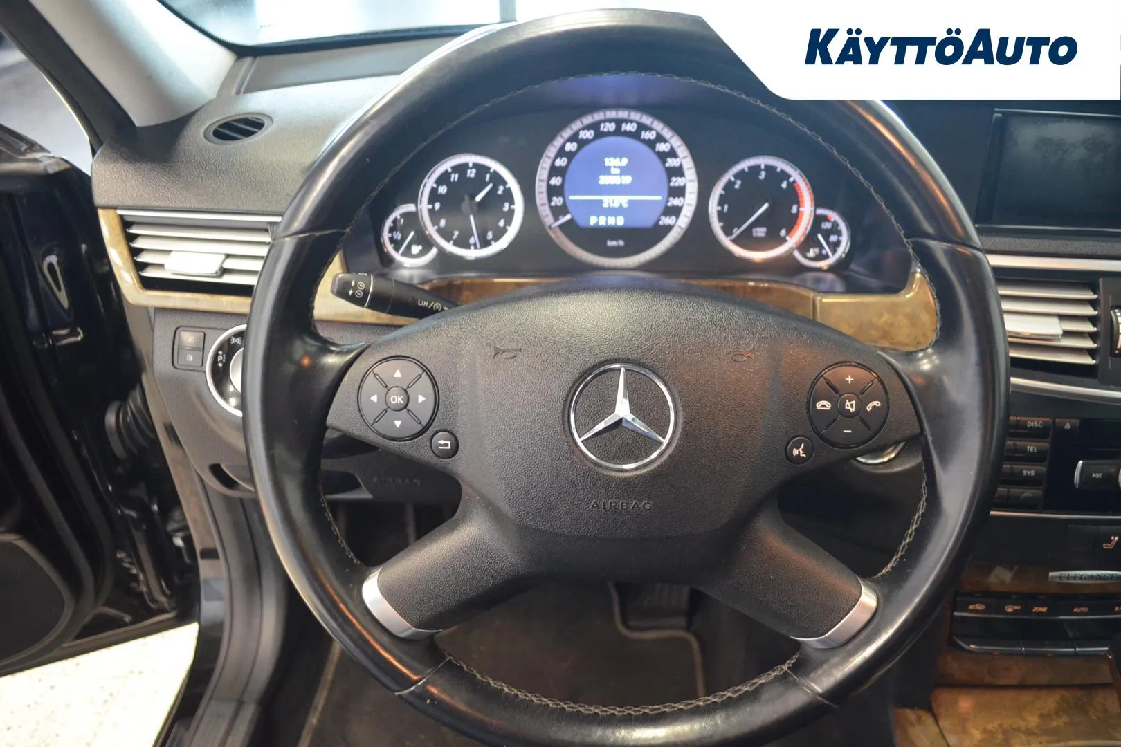 MERCEDES-BENZ E TZB-488 carousel image