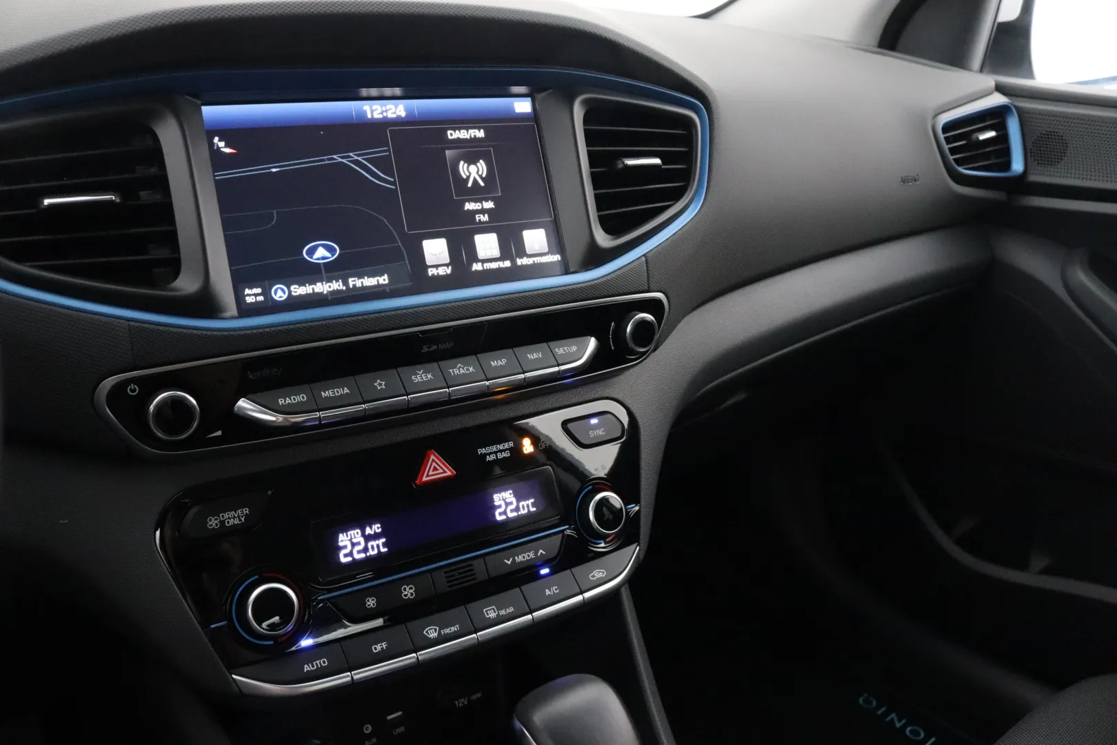 HYUNDAI IONIQ plug-in GNH-459 carousel image