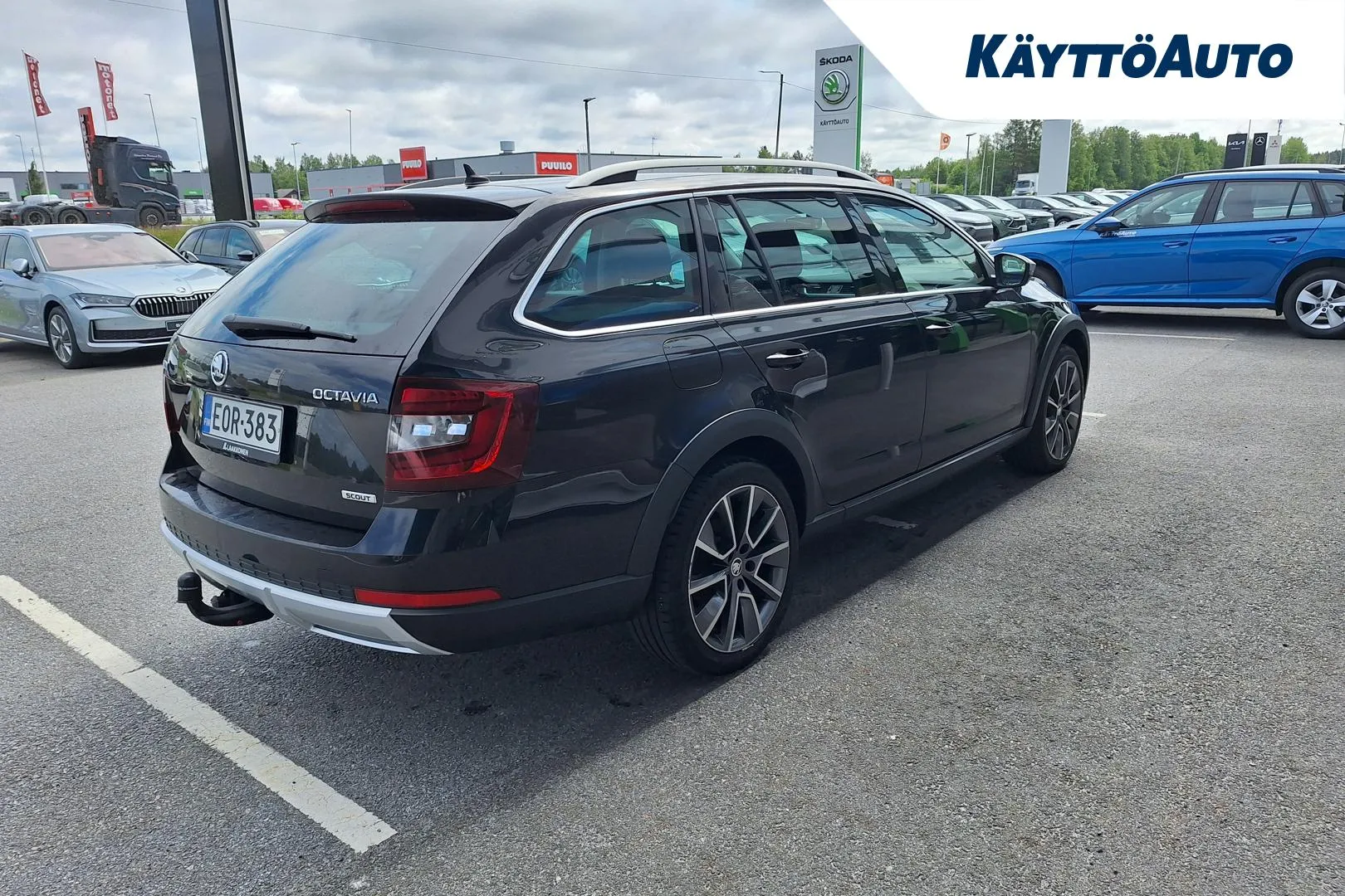 SKODA Octavia EOR-383 carousel image