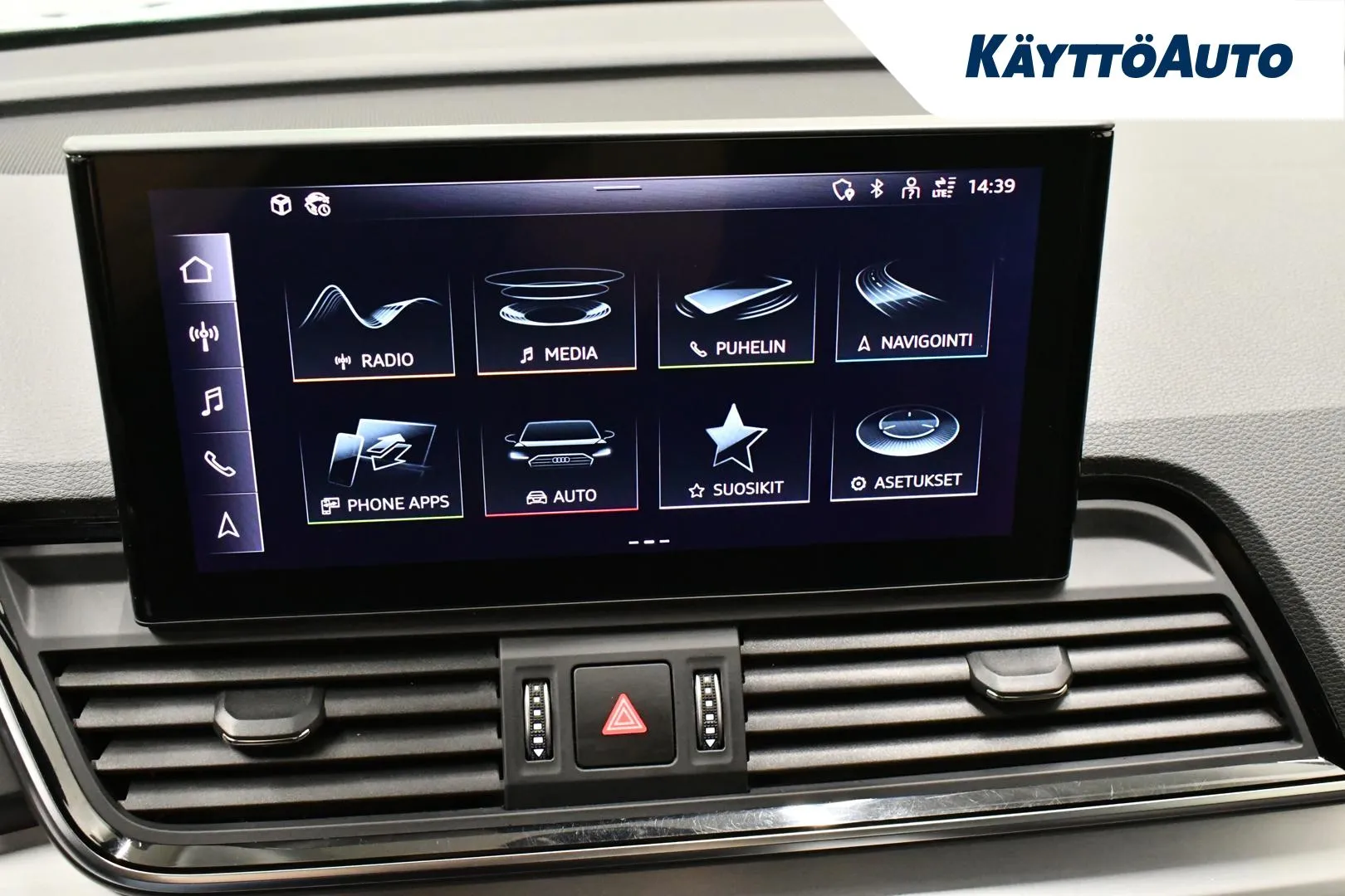 AUDI Q5 ETO-401 carousel image
