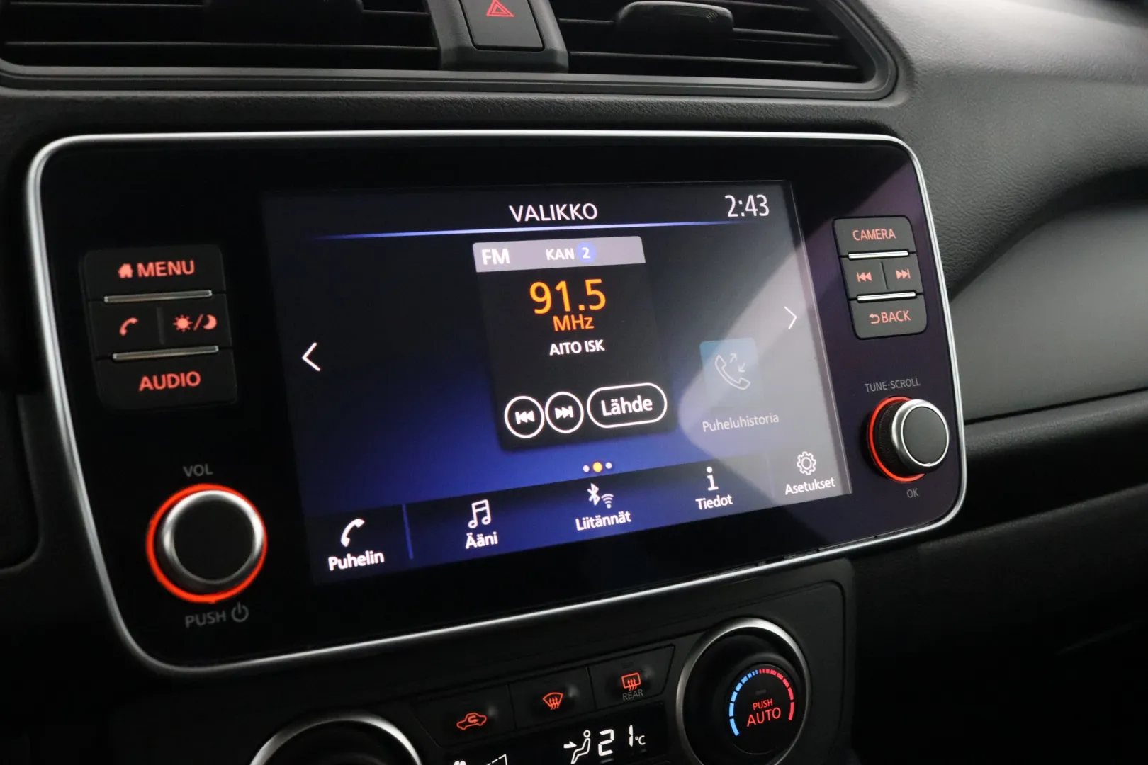 NISSAN Leaf IPS-647 carousel image