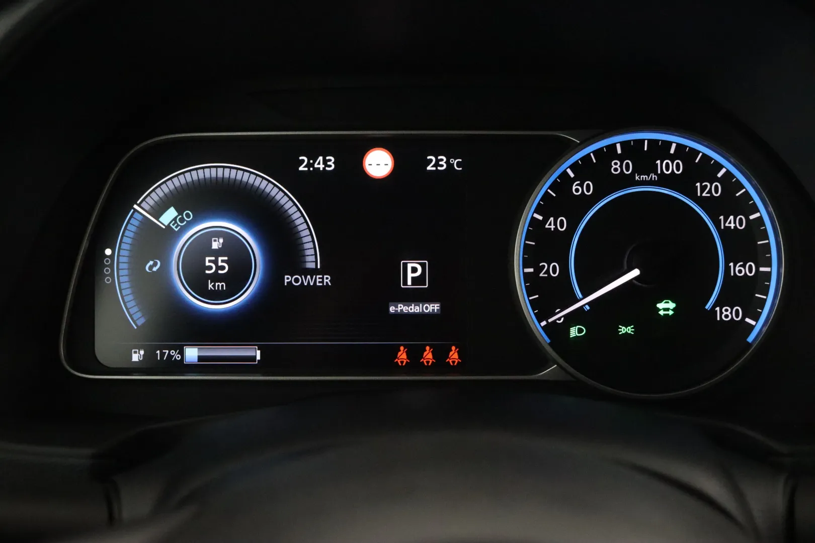 NISSAN Leaf IPS-647 carousel image