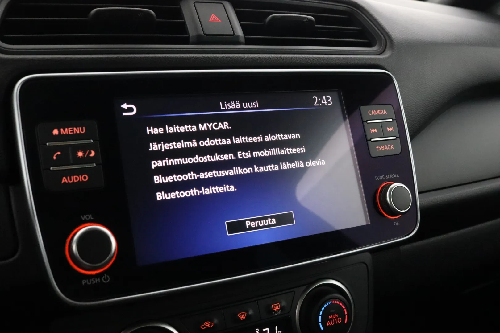 NISSAN Leaf IPS-647 carousel image