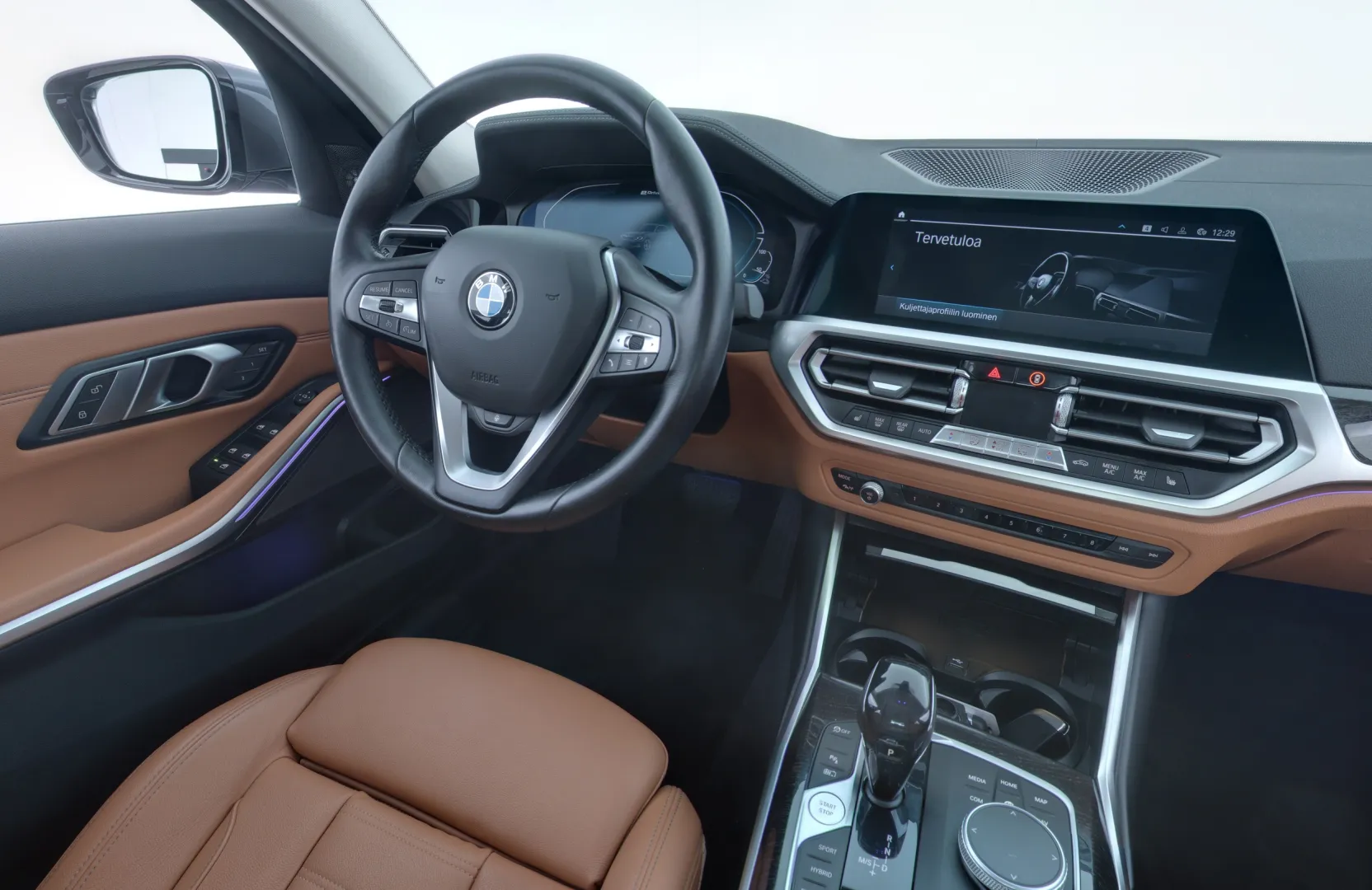 BMW 330 FPU-568 carousel image