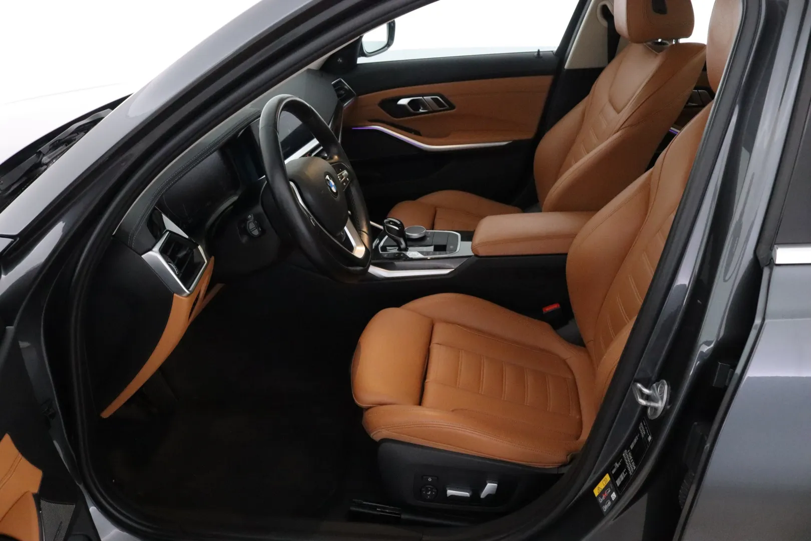 BMW 330 FPU-568 carousel image