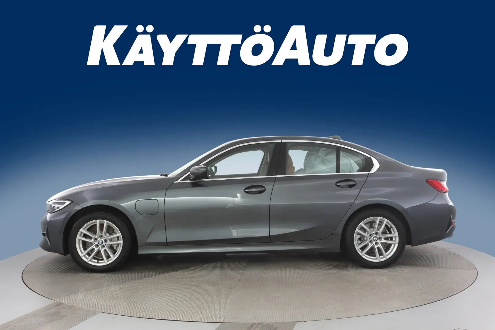 BMW 330 FPU-568 carousel image