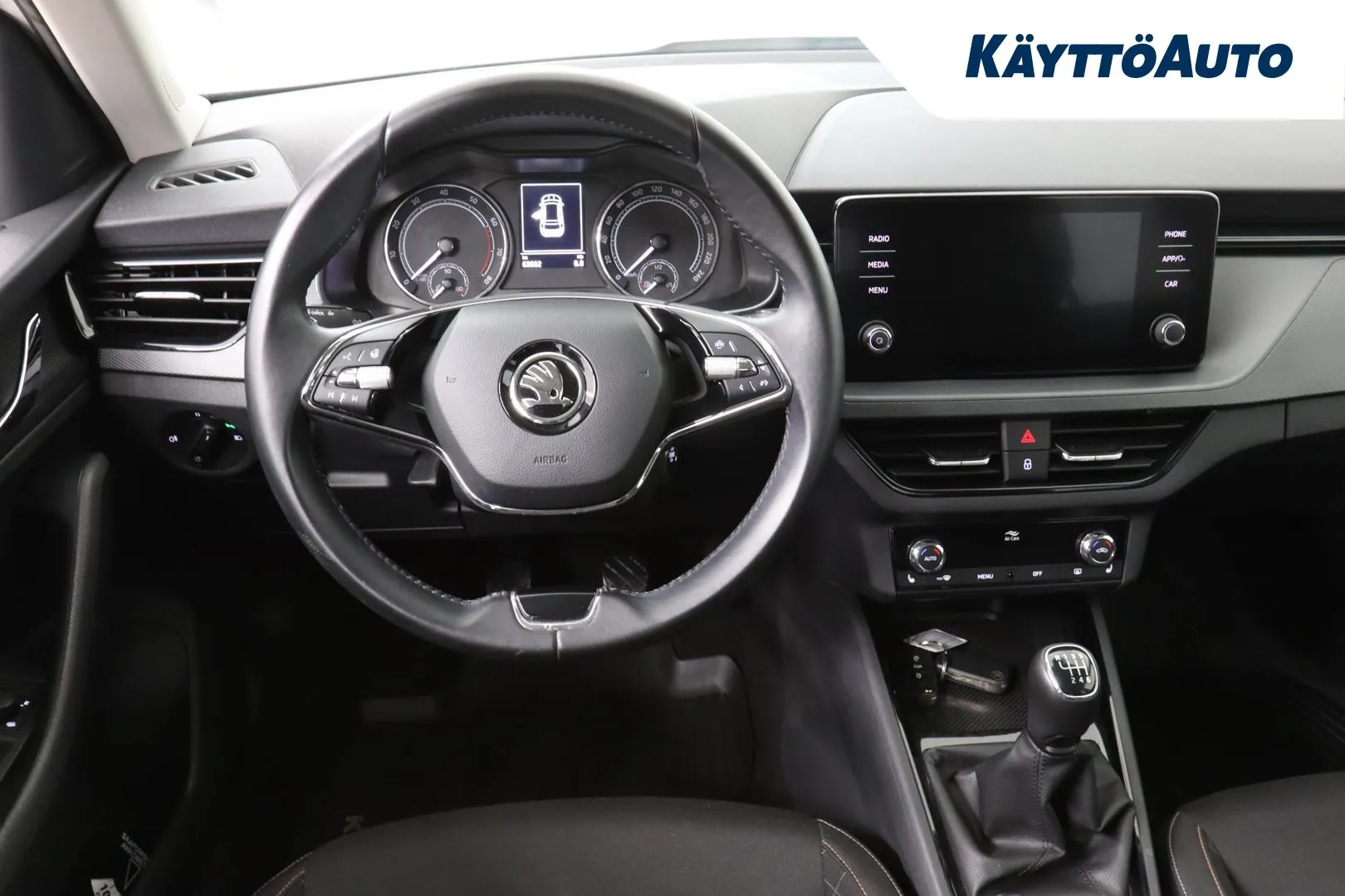 SKODA Kamiq ZNJ-608 carousel image