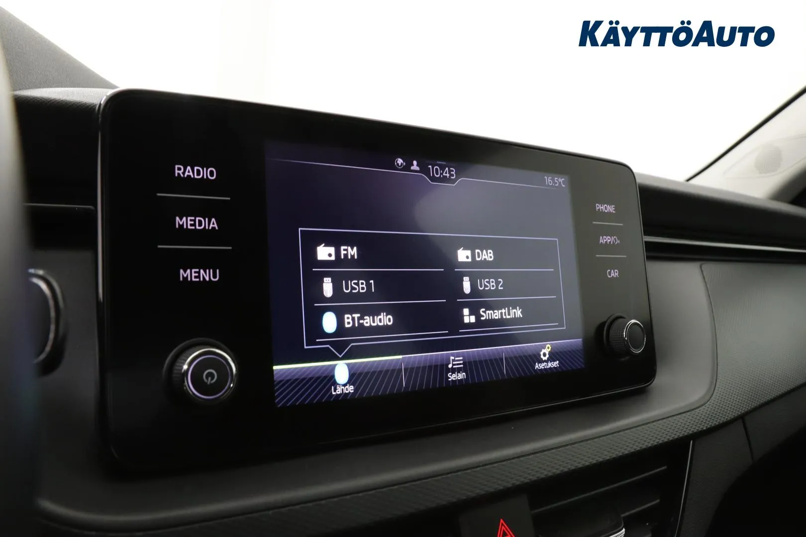 SKODA Kamiq ZNJ-608 carousel image