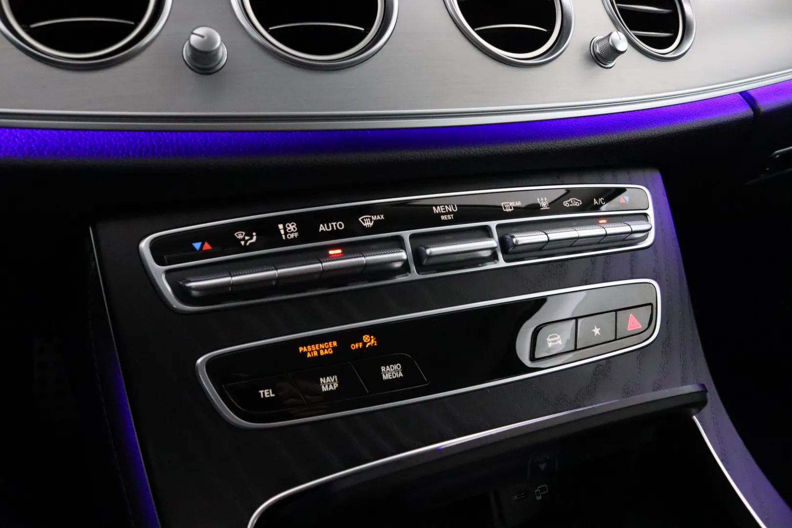 MERCEDES-BENZ E KUL-182 carousel image