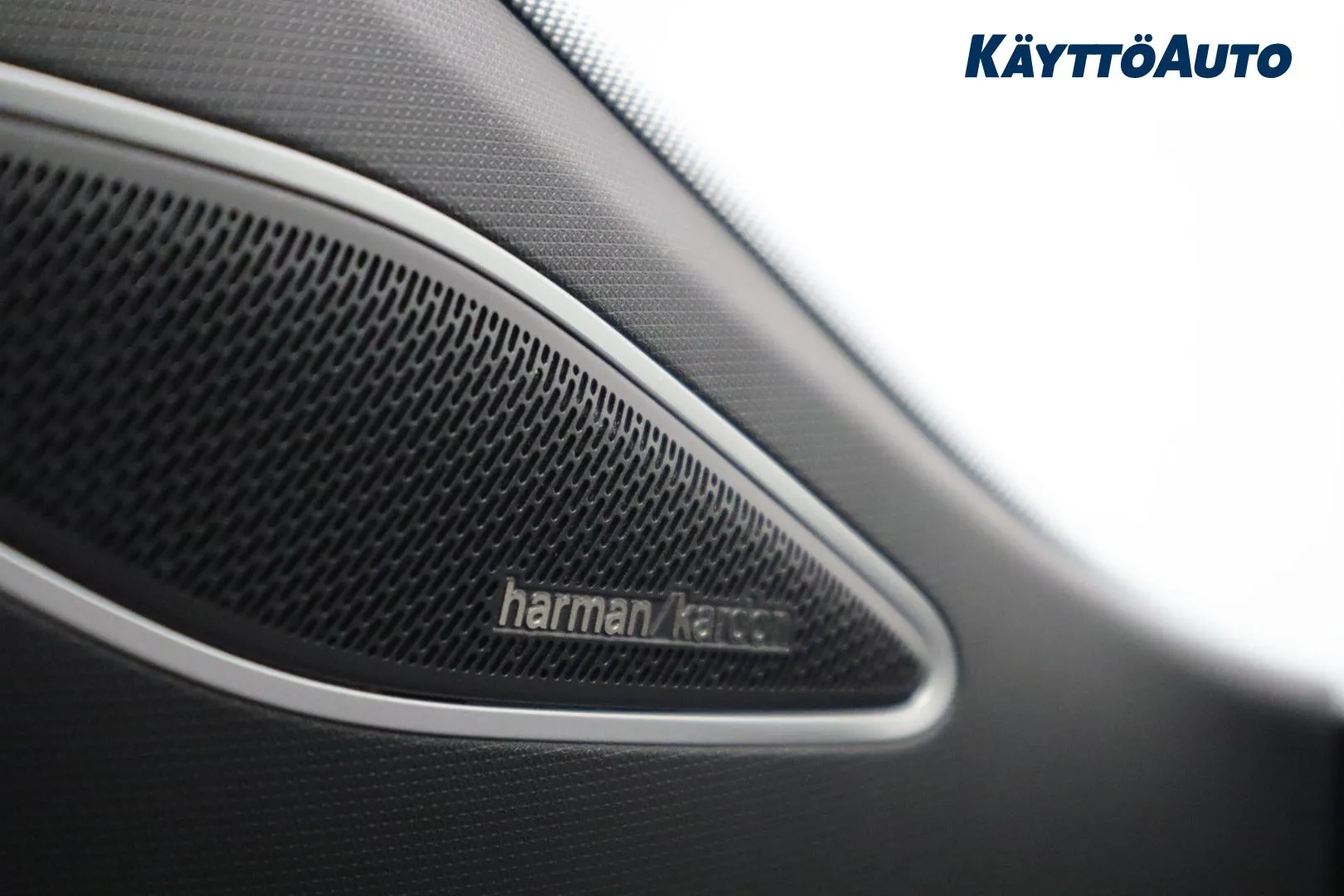 Volkswagen ID.4 GRI-675 carousel image