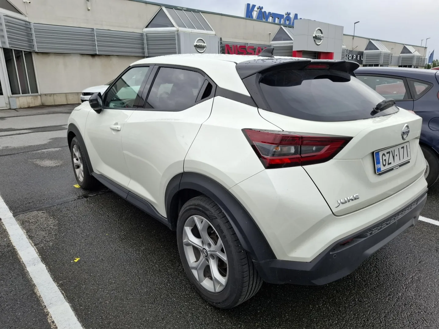NISSAN Juke GZV-171 carousel image