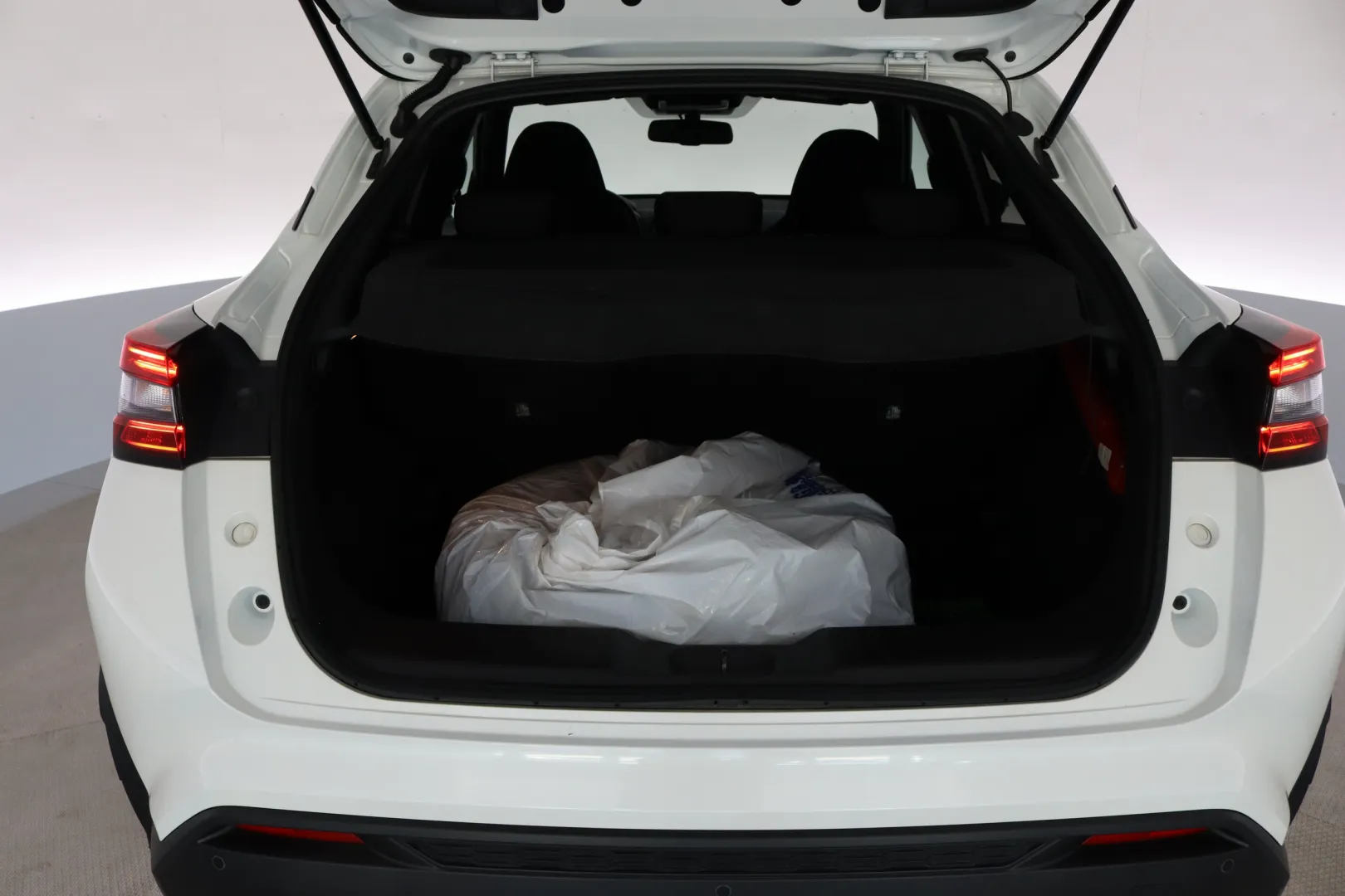 NISSAN Juke GZV-171 carousel image