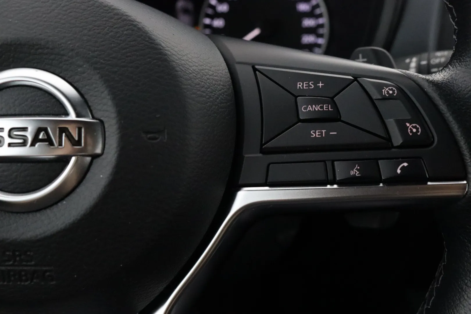 NISSAN Juke GZV-171 carousel image