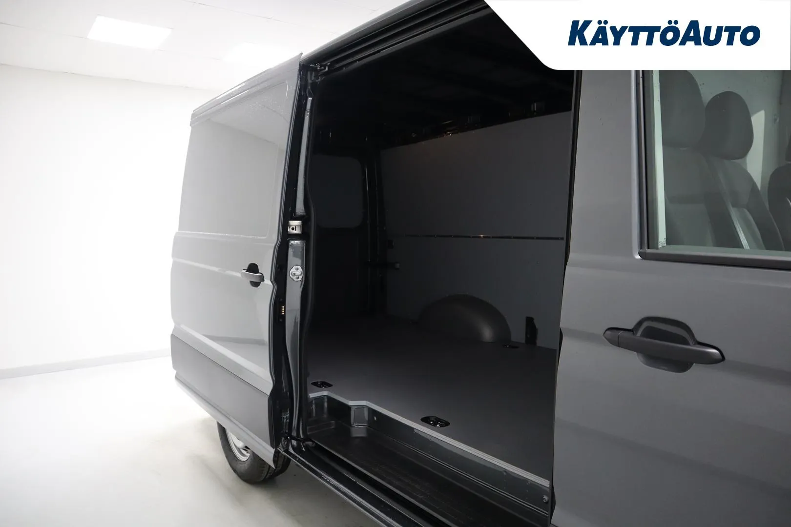 Volkswagen Crafter GRI-158 carousel image