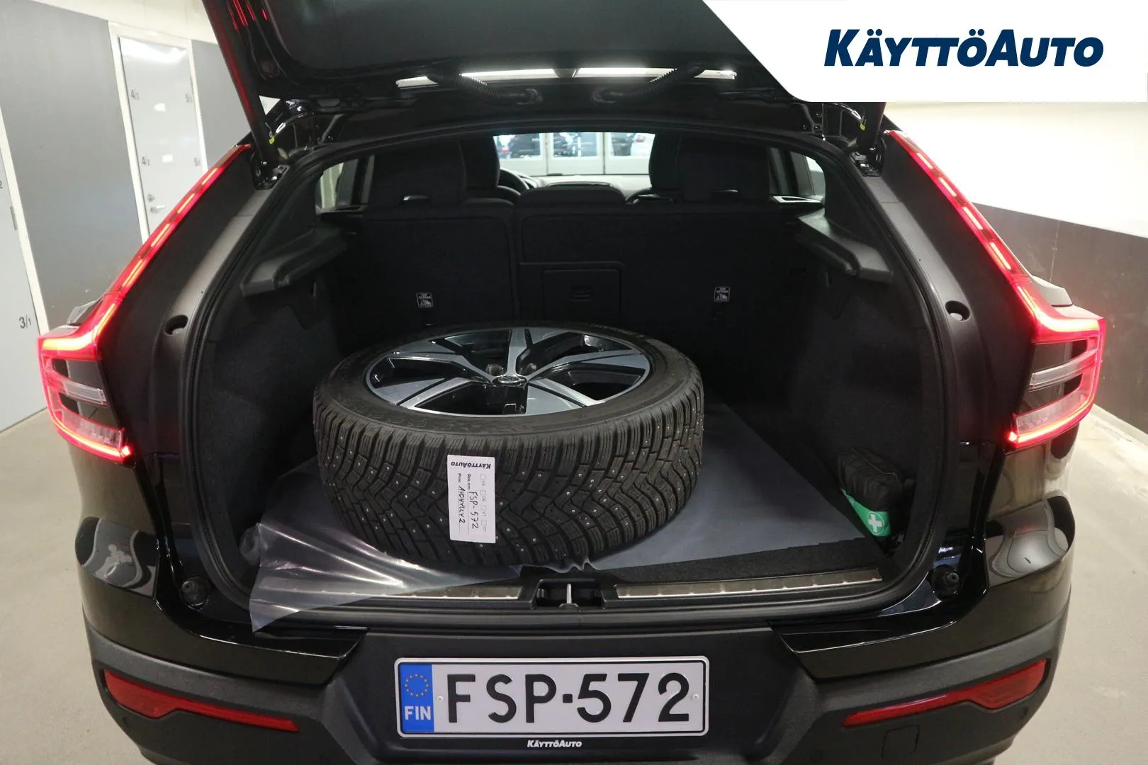 VOLVO C40 FSP-572 carousel image