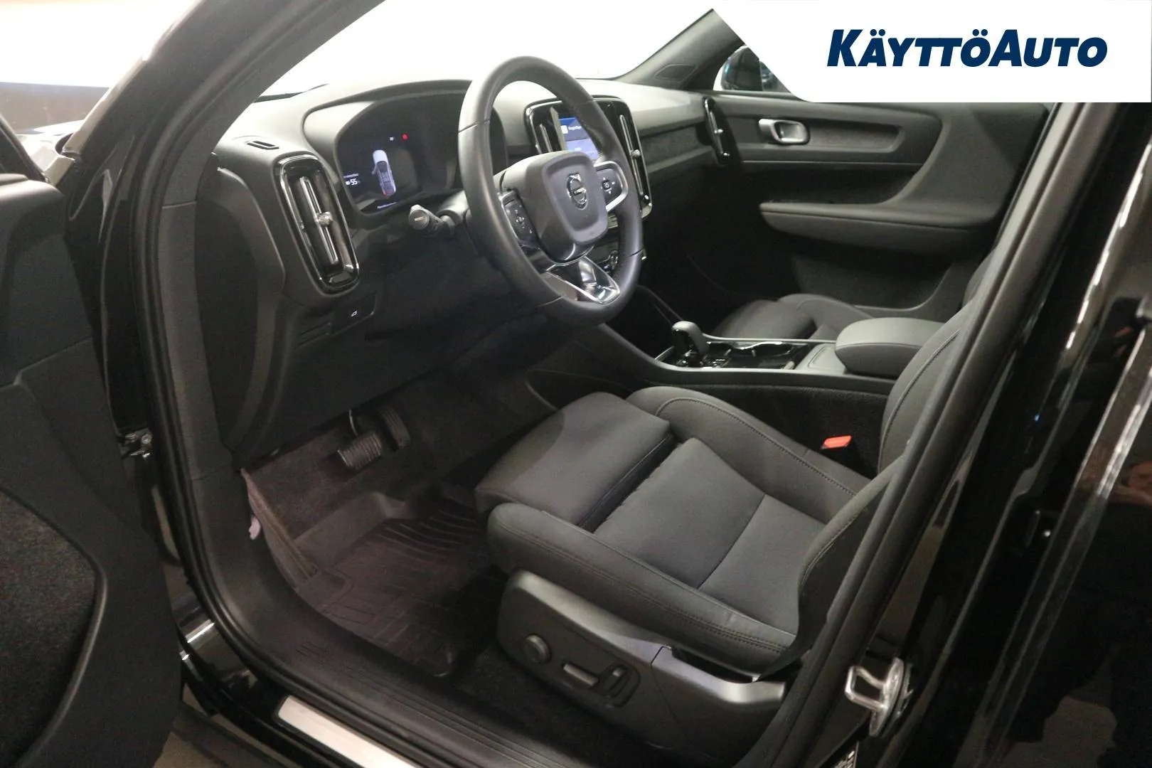 VOLVO C40 FSP-572 carousel image