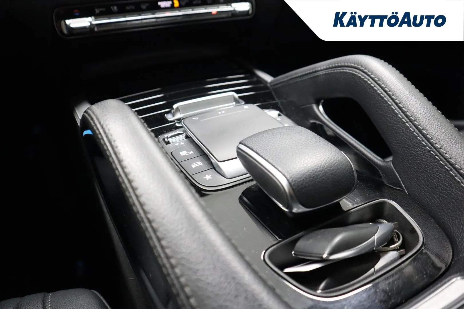 MERCEDES-BENZ GLE CRG-684 carousel image