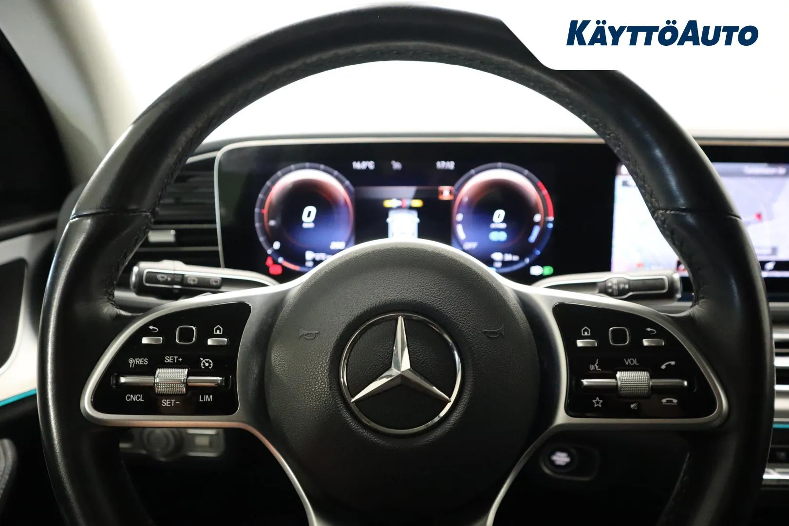 MERCEDES-BENZ GLE CRG-684 carousel image