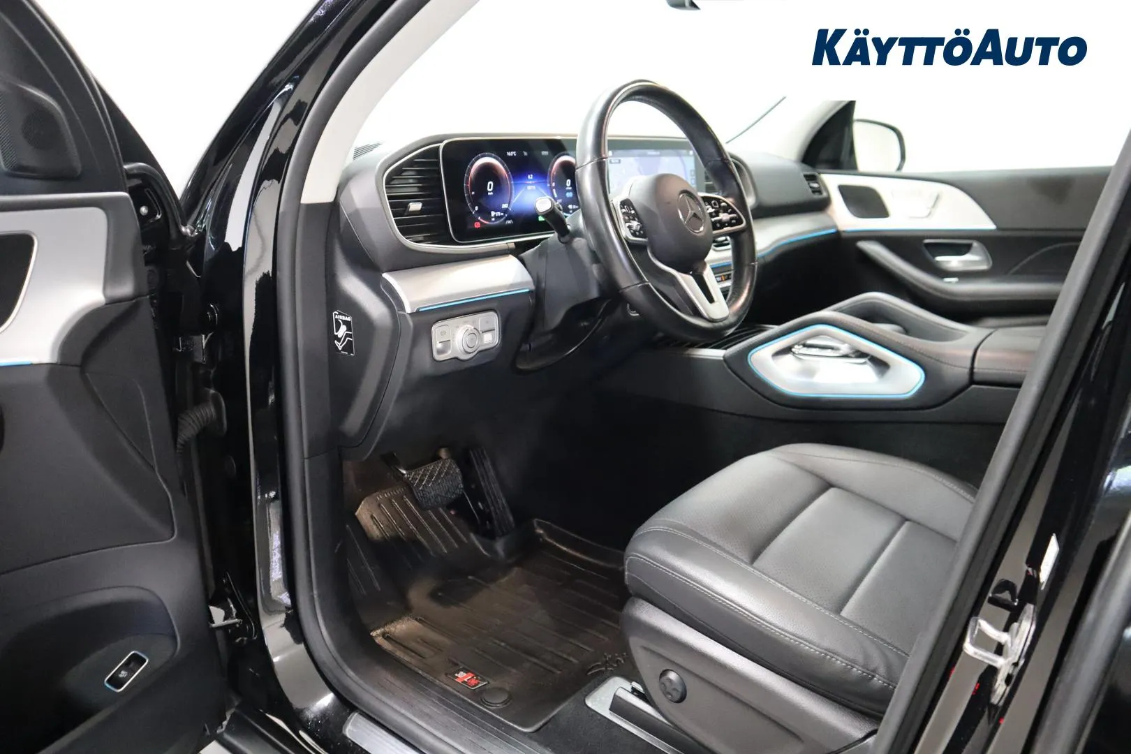 MERCEDES-BENZ GLE CRG-684 carousel image