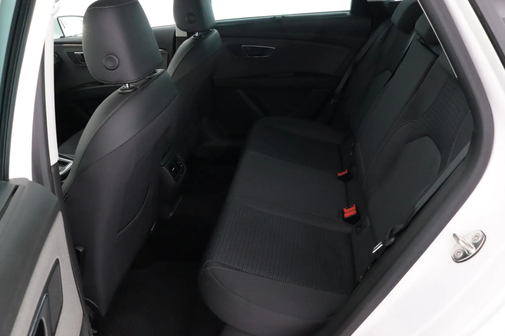 SEAT Leon ST ZLP-826 carousel image