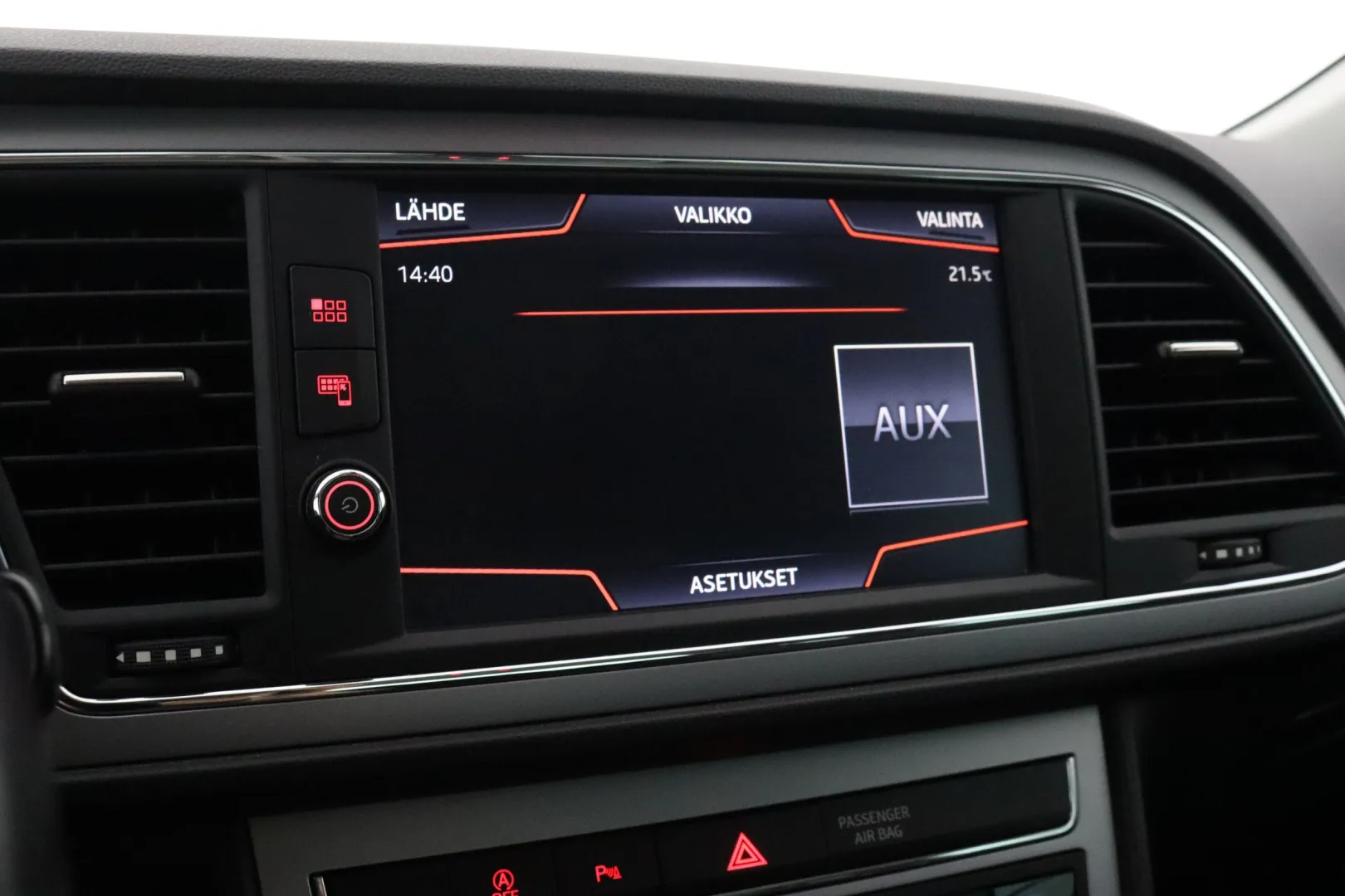 SEAT Leon ST ZLP-826 carousel image