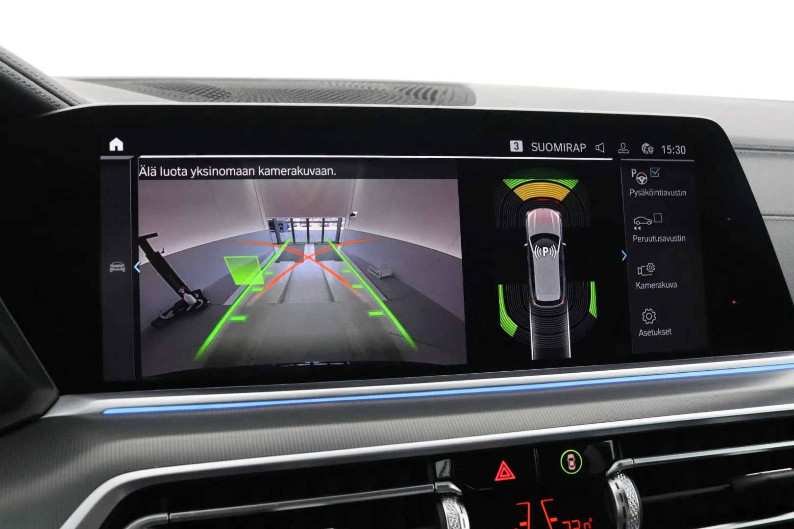 BMW X5 SOM-885 carousel image