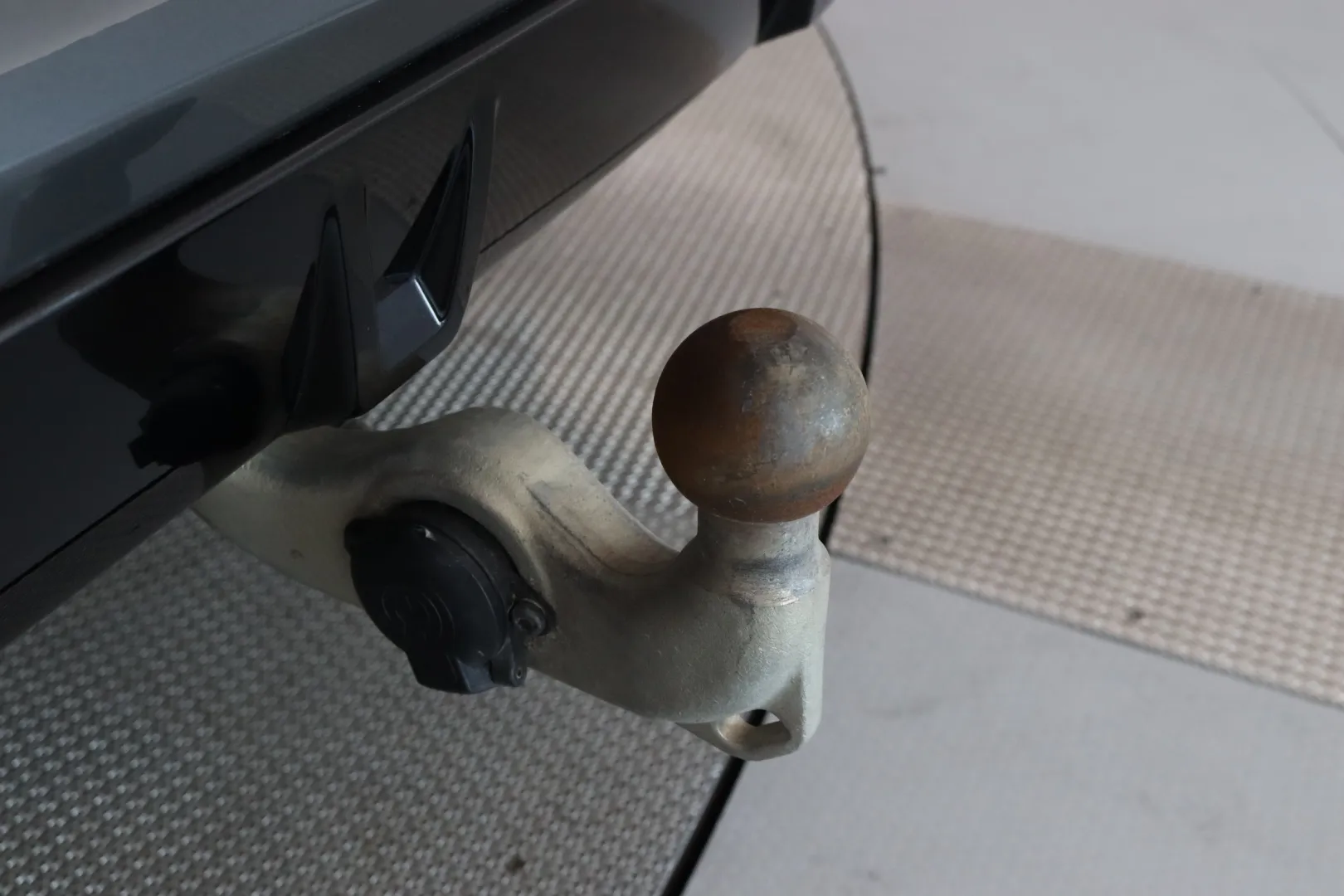 BMW X5 SOM-885 carousel image