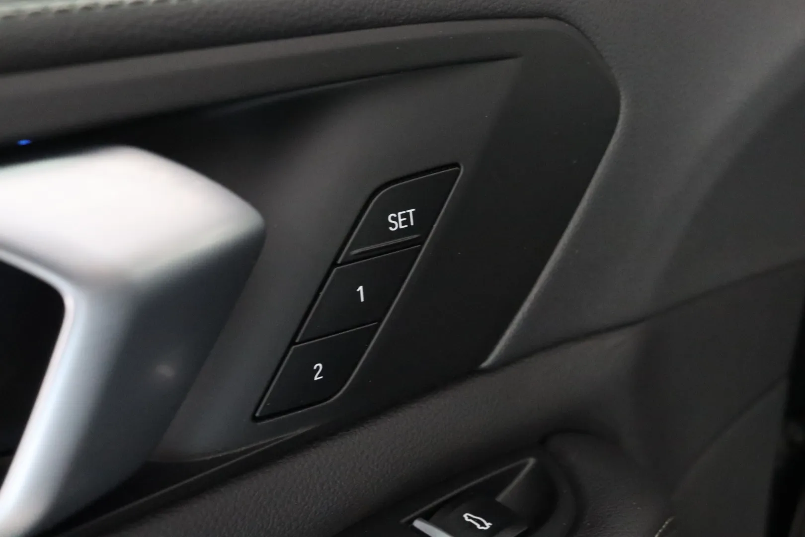 BMW X5 SOM-885 carousel image