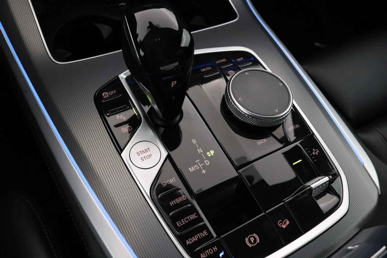 BMW X5 SOM-885 carousel image