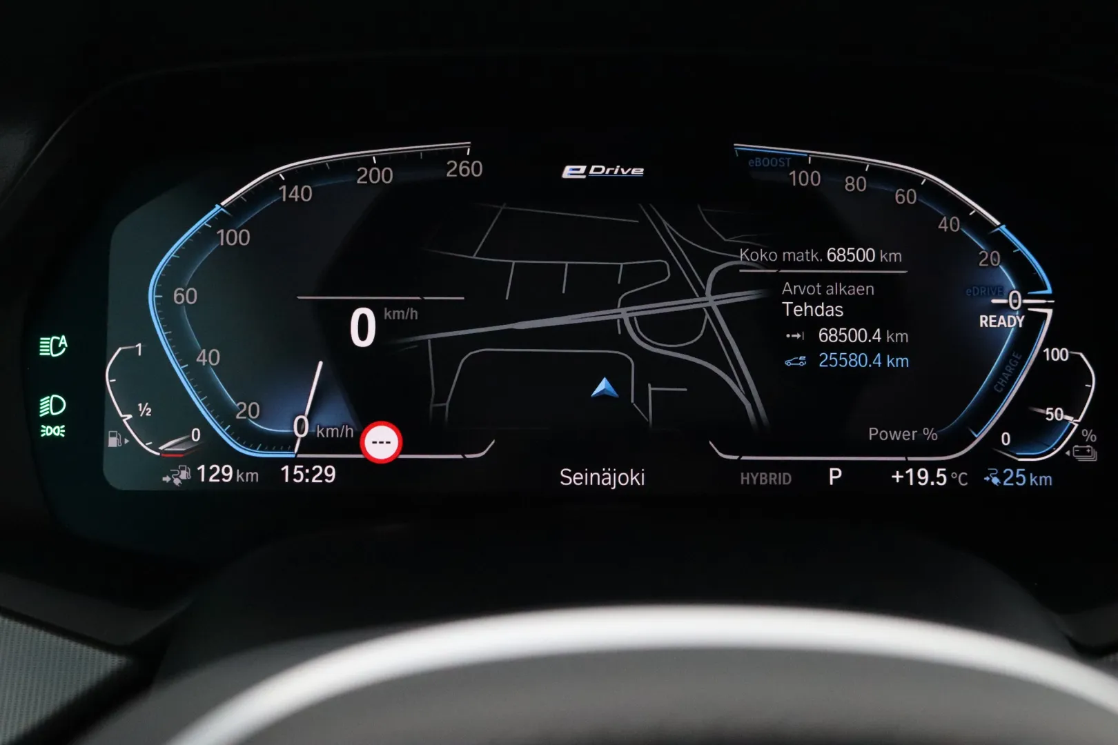 BMW X5 SOM-885 carousel image